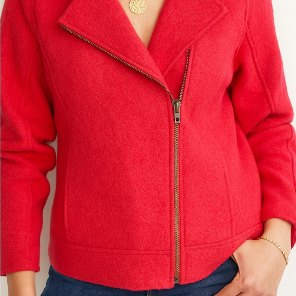 Tahari Wool coral color Moto Jacket asymmetric zip front . Long sleeves with zip